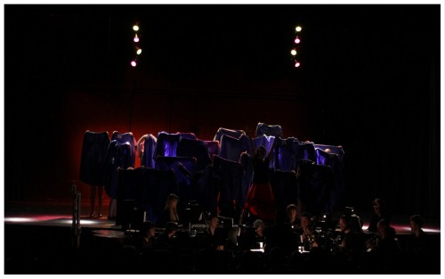 (Image: The Cast is Shadowed by Backlighting)
