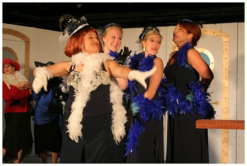 (Image: Reno Cuts it Up with Three of the Chorus)