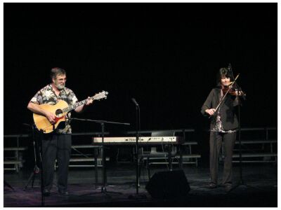 (Image: Skip and Kim in Front Straw)